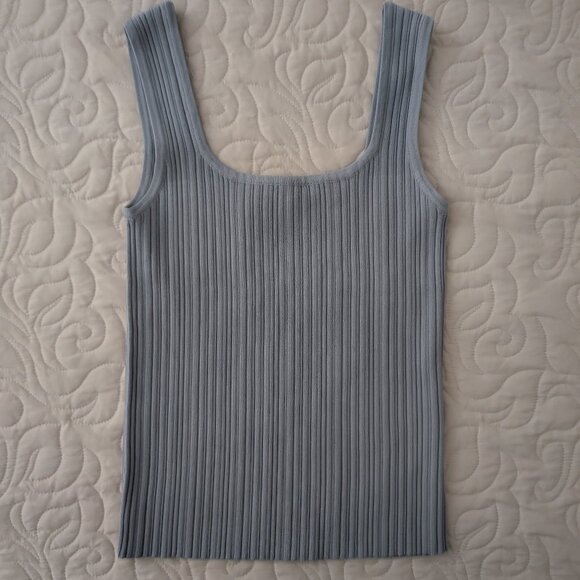 Love Bonito Women's Small Blue/Gray Ribbed Crew Neck Stretch Tank NWOT - Picture 1 of 2